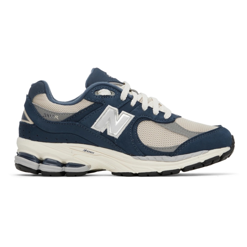 New Balance 2002R